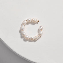 Cargar imagen en el visor de la galería, Bohemian Imitation Pearls Ear Cuff For Women Girl Trendy Round Small Clip Earrings NO Piercing Gold Metal Wedding Jewelry Bijoux