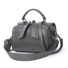 Carica l&#39;immagine nel visualizzatore di Gallery, 2019 luxury handbags women bags designer vintage women shoulder crossbody bag joker leisure ladies Pillow totes bolsas feminina