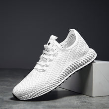Carica l&#39;immagine nel visualizzatore di Gallery, 2019 New Mesh Men Casual Shoes Lace-up Men Shoes Lightweight Comfortable Breathable Walking Sneakers Rubber Soft Bottom Non Slip