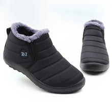 Laden Sie das Bild in den Galerie-Viewer, Men Boots Lightweight Winter Shoes For Men Snow Boots Waterproof Winter Footwear Plus Size 47 Slip On Unisex Ankle Winter Boots