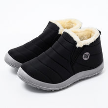Laden Sie das Bild in den Galerie-Viewer, Men Boots Lightweight Winter Shoes For Men Snow Boots Waterproof Winter Footwear Plus Size 47 Slip On Unisex Ankle Winter Boots