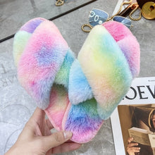Carica l&#39;immagine nel visualizzatore di Gallery, Winter Women House Slippers Faux Fur Fashion Warm Shoes Woman Slip on Flats Female Slides Black Pink cozy home  furry slippers